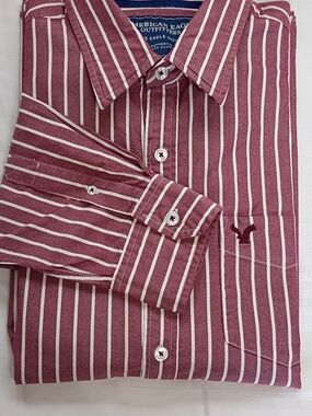 American Eagle Outfitters Men’s Maroon and White Striped Button-Down Shirt
